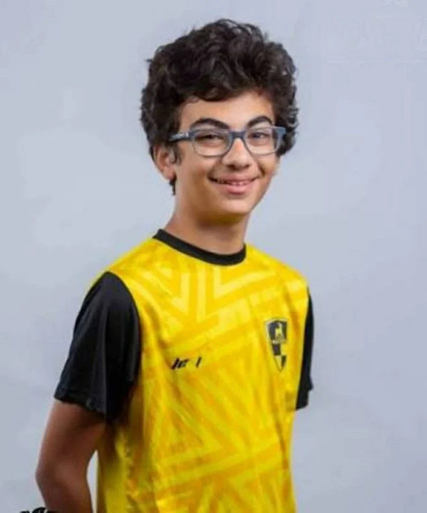 بطل العرب في الشطرنج هرب من الهاتف المحمول إلى «لعبة الأذكياء»