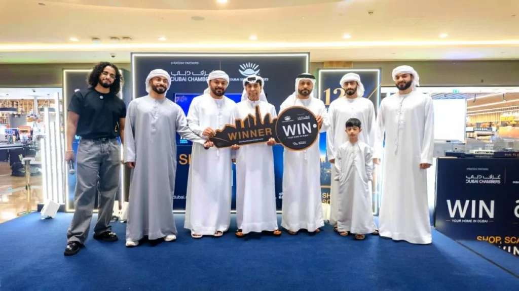 «تعاونية الاتحاد» تحتفي بفوز أحد متعامليها بشقة ضمن حملة «اربح منزلك في دبي»