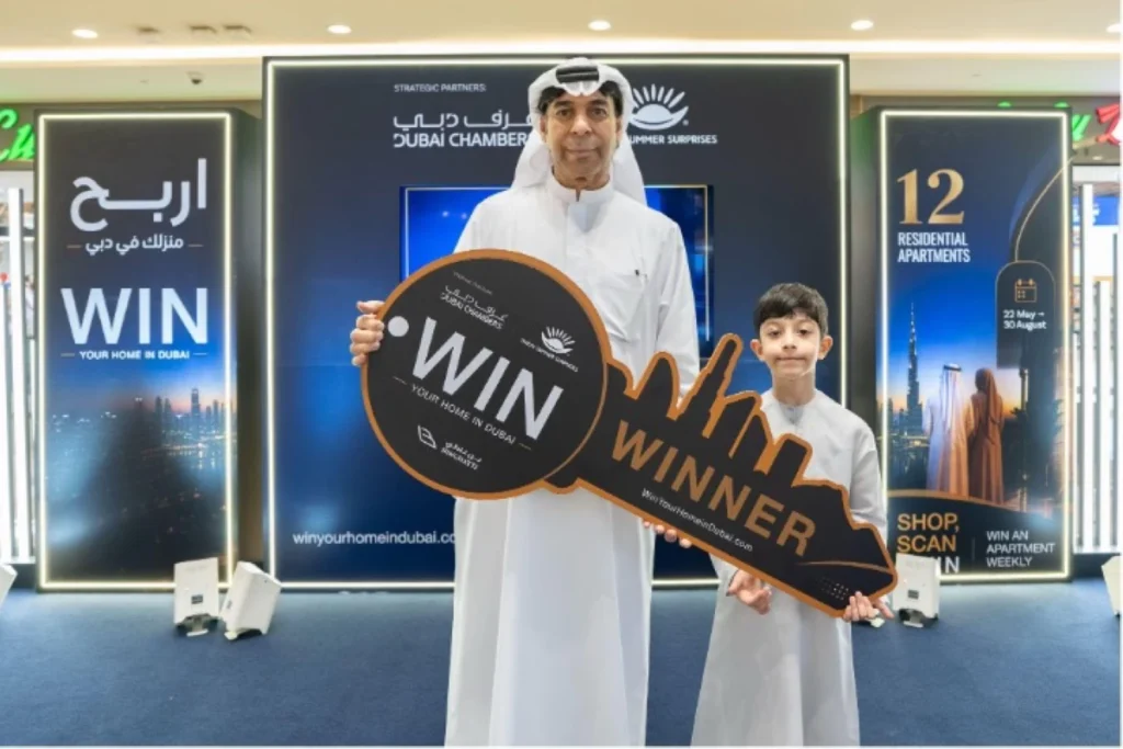 صحفي إماراتي سابق يفوز بالجائزة السابعة من «اربح منزلك في دبي»