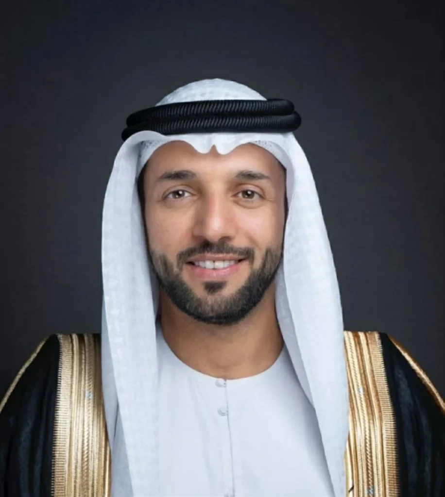 سلطان النيادي: الإمارات نموذج متقدم في دعم المرأة