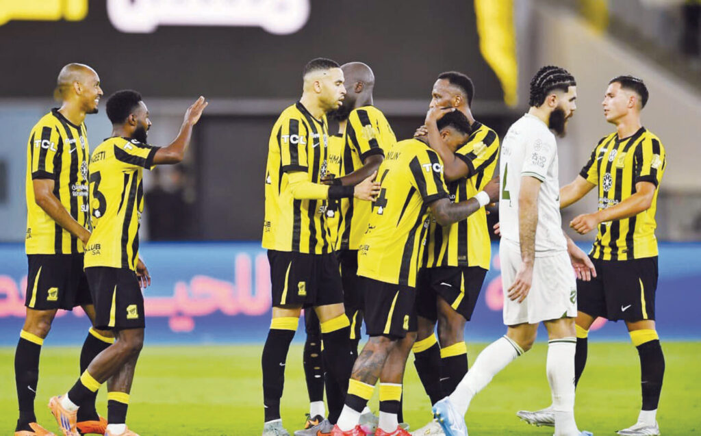 «العميد» يصطدم بالجزيرة الإماراتي