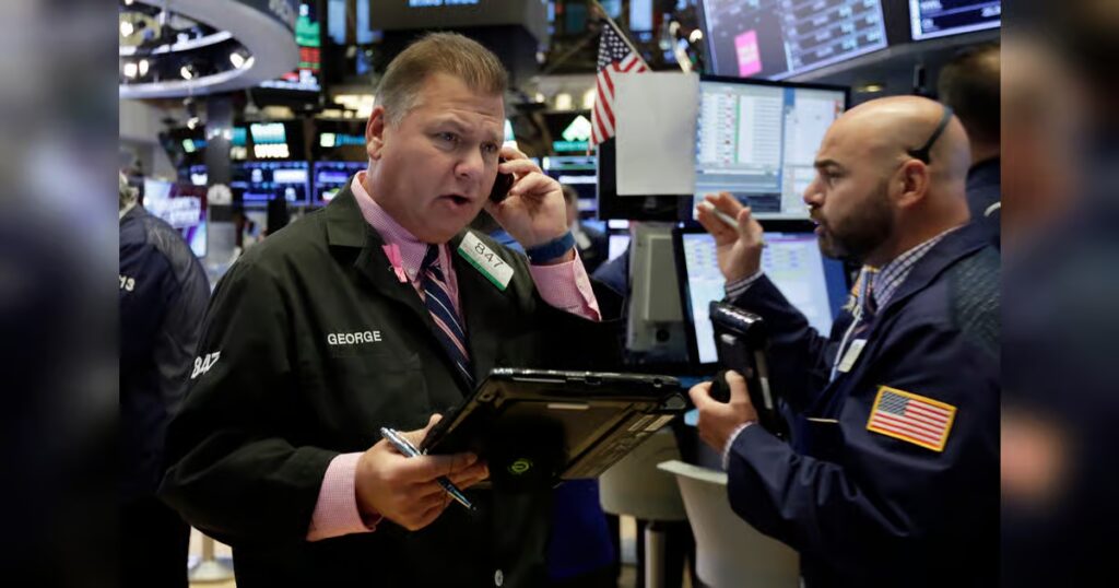 S&P 500 struggles for direction as investors await Mideast deal; software stocks slide