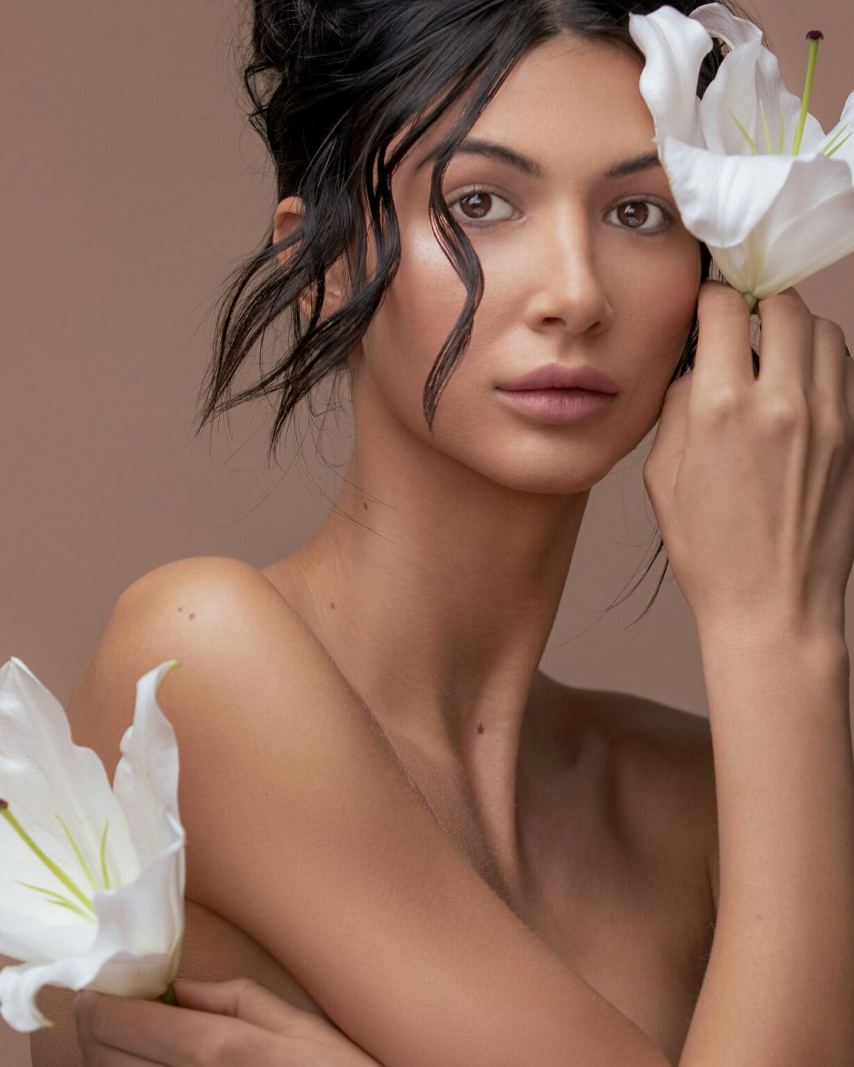 Neurocosmeticsهل تؤثر مستحضرات التجميل على راحتنا النفسية؟