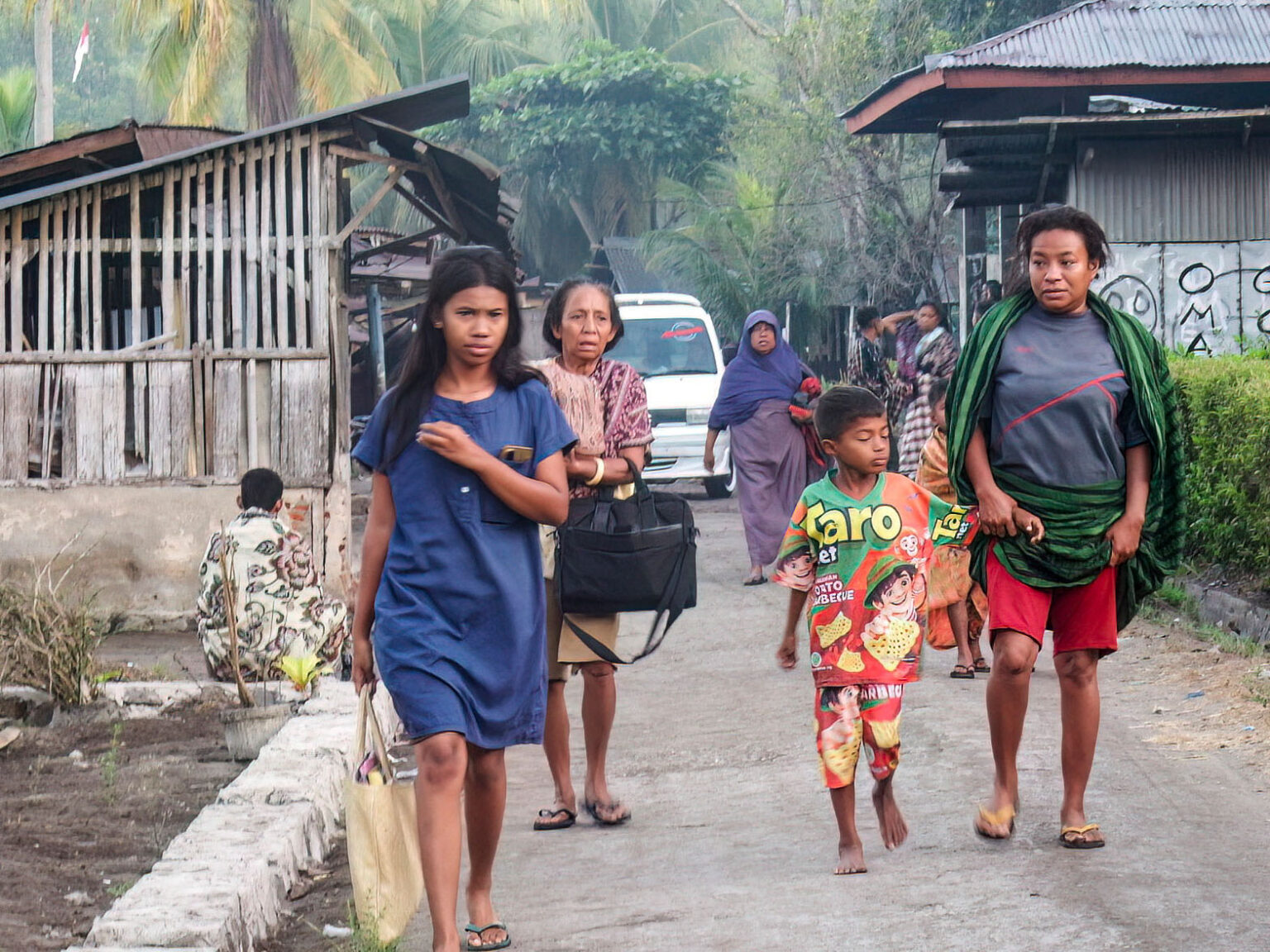 Indonesia urges coastal evacuations after 7.7-magnitude earthquake