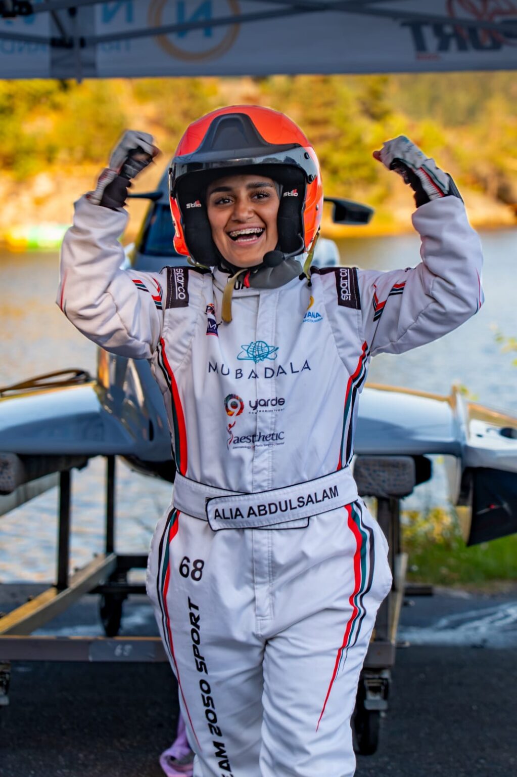 Emirati racer Alia Abdulsalam surpasses world speed record in Formula 4 powerboats