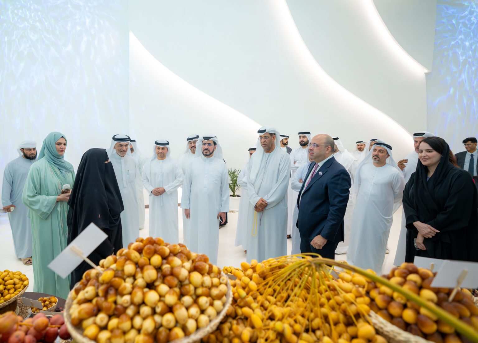 DEWA organises Rutab Season exhibition