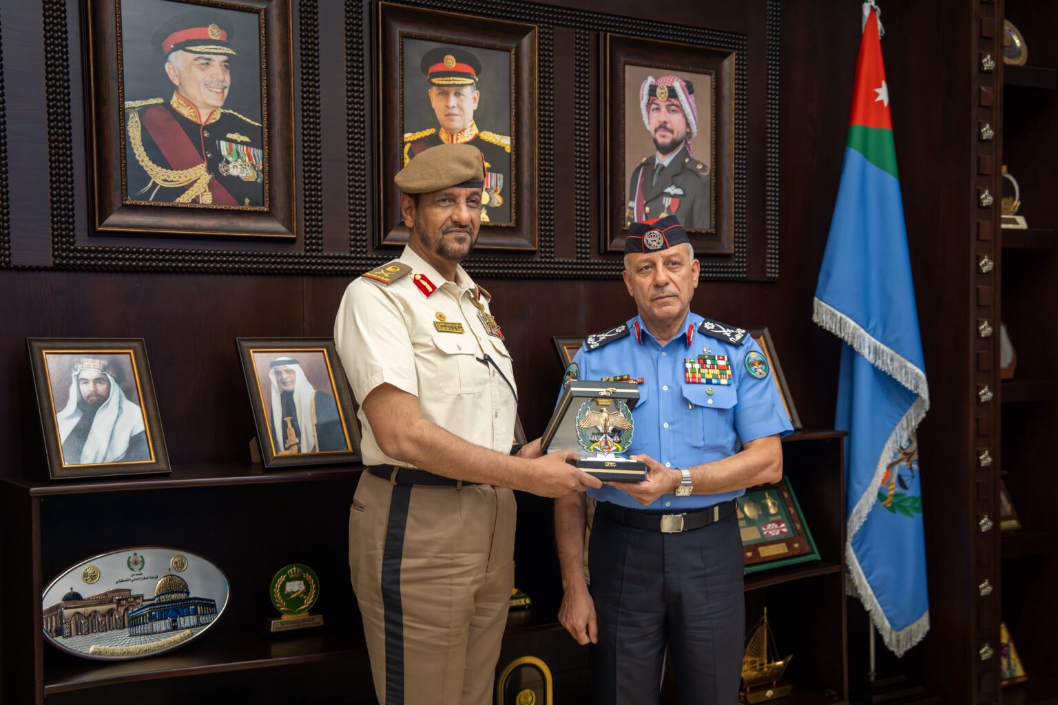 National Guard Commander meets Jordan's Public Security Director