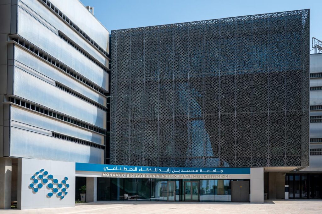 MBZUAI develops landmark benchmark to bridge cultural, dialect gap in Arabic AI