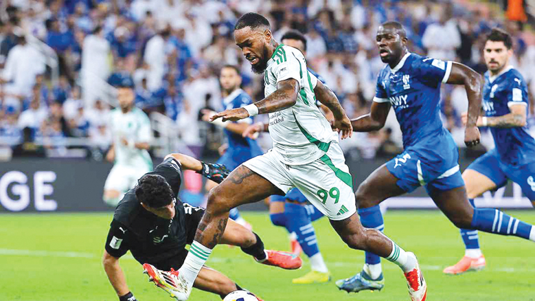 الهلال والأهلي.. قمة مبكرة