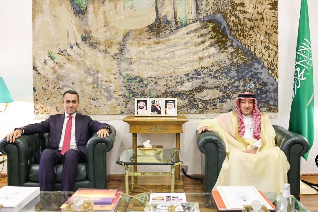 Saudi Vice Foreign Minister, EU Gulf Envoy discuss regional and international developments