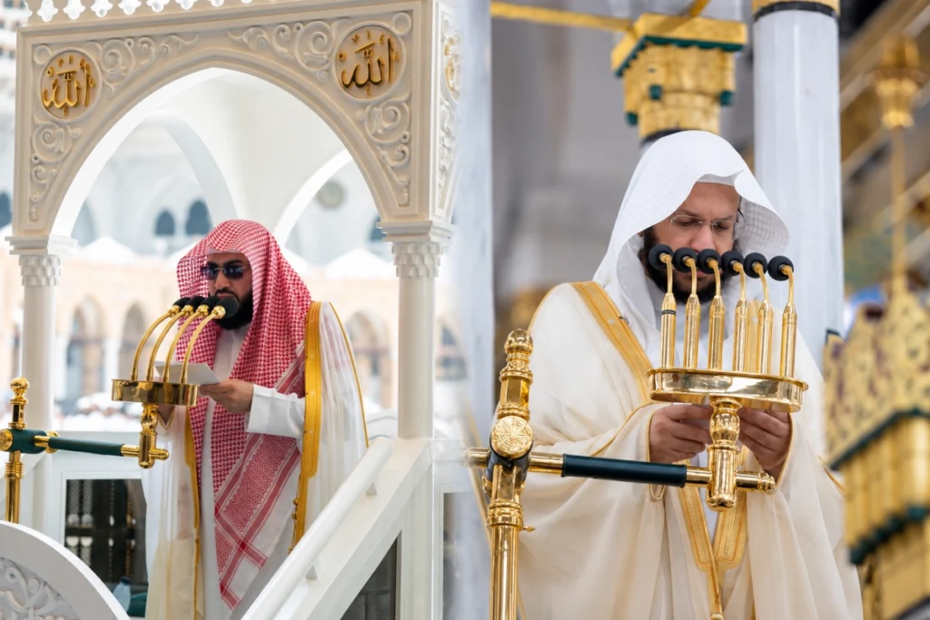 Two Holy Mosques imams condemn Houthi targeting of Makkah as ‘grave crime’