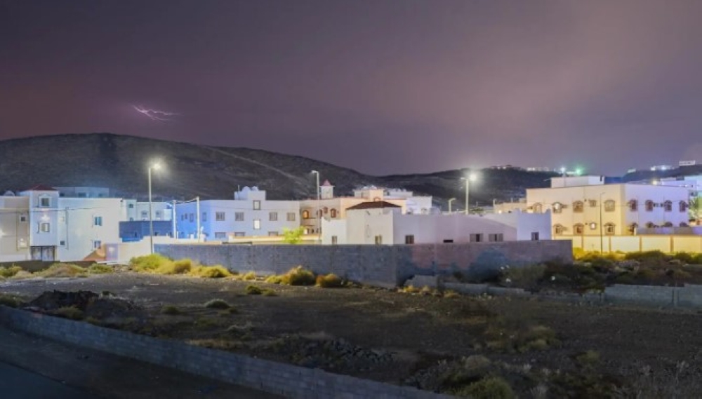 شملت أجزاء من محافظات.. هطول أمطار على جازان والباحة