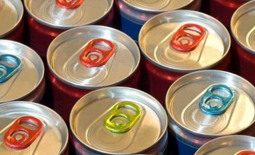 وفاة طفل عراقي بعد تناوله 6 علب من مشروبات الطاقة
