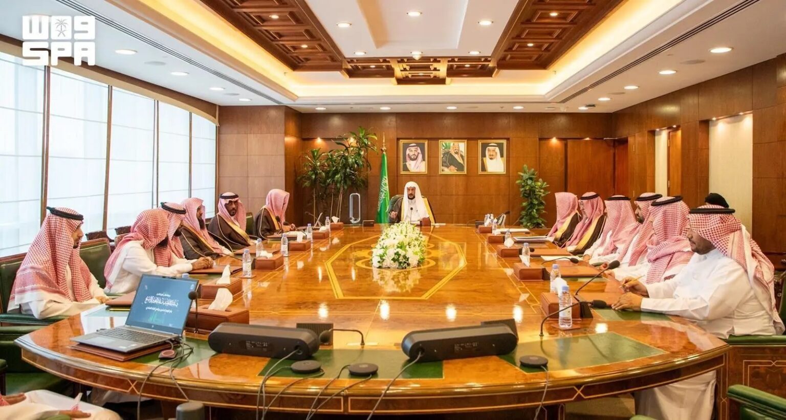 Islamic Affairs Minister Launches Program to Enhance Religious and Intellectual Awareness