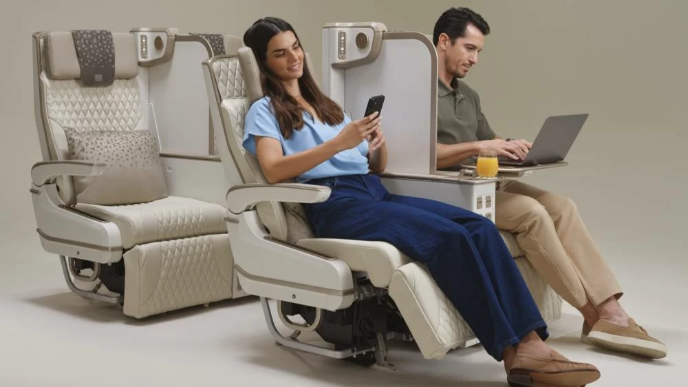 Emirates unveils world’s first electric Premium Economy seat with full-height privacy screen