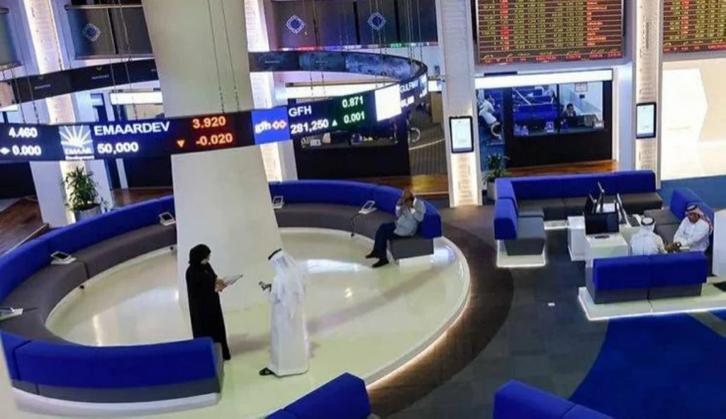 أسهم الإمارات تتباين في نطاقات ضيقة