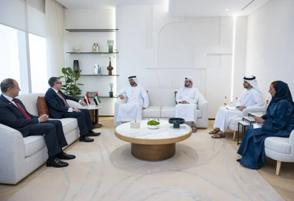 الإمارات ومصر توقعان اتفاقية تمديد الشراكة الاستراتيجية حتى 2031