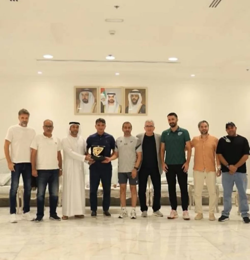 زلاتكو يزور خورفكان ويلتقي مواطنه ريزيتش