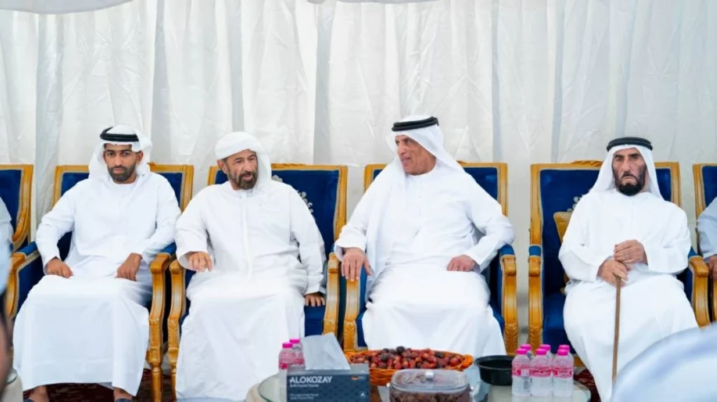 سعود بن صقر وولي عهده يعزيان في وفاة سيف الخاطري