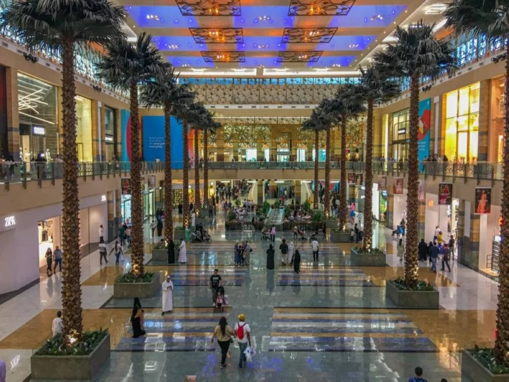 تحولات قطاع التسوق تفتح فرصاً جديدة للنمو في الإمارات