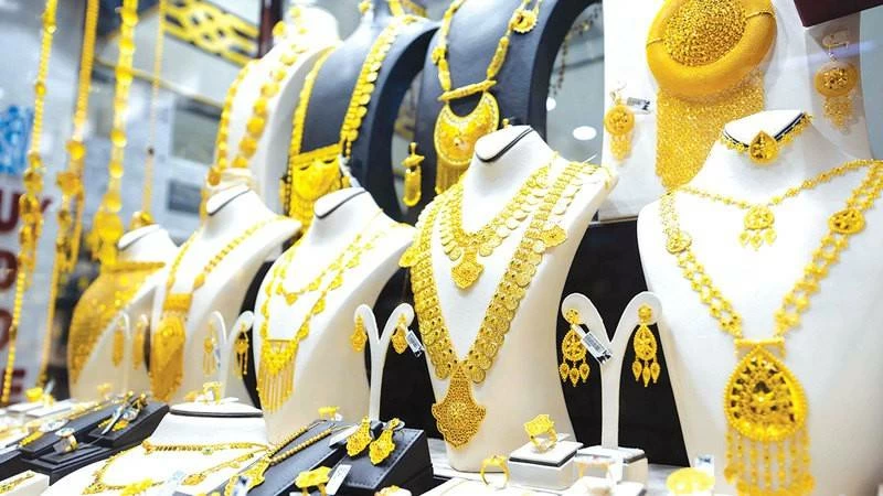 UAE gold prices fall for second straight week as demand for bullion bars rises