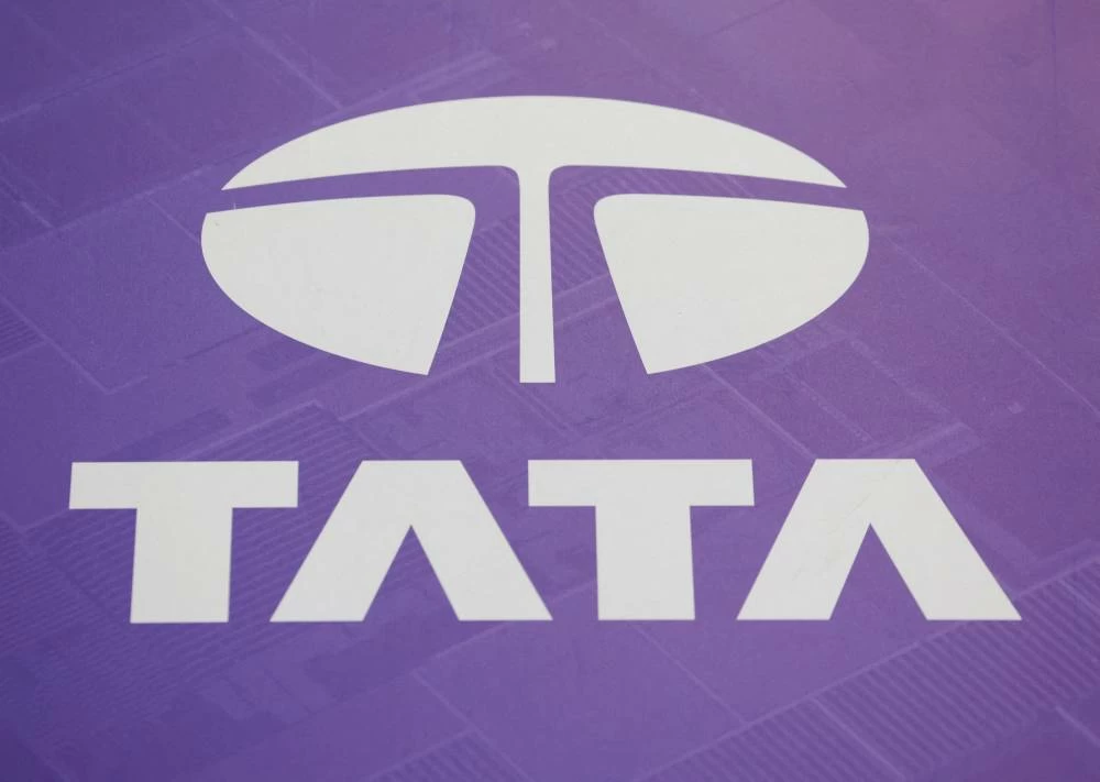 Tata Sons Crisis: Tata Trusts vs Board Over Chandrasekaran Reappointment, Listing Plan and Legal Battle
