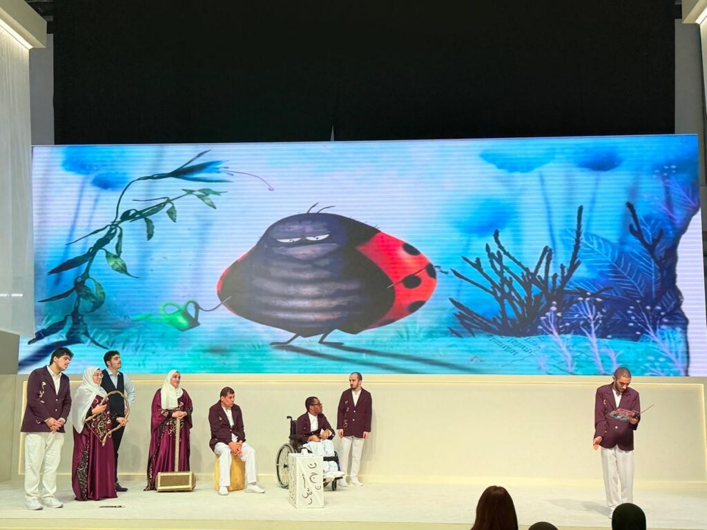 "بيت الحكايات" يبرز إبداعات ثمانية من أصحاب الهمم بمعرض "أبوظبي للكتاب"