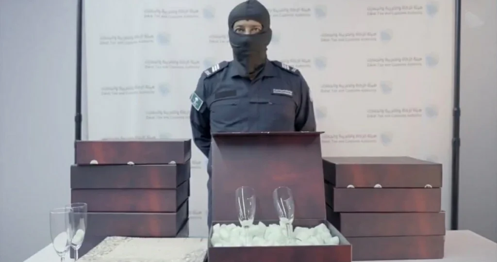 Saudi customs foil attempt to smuggle 40,000 amphetamine pills hidden in glass cups
