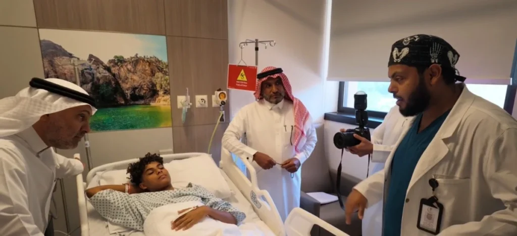 Health minister visits Riyadh hospitals to reassure health of those injured in airport attack