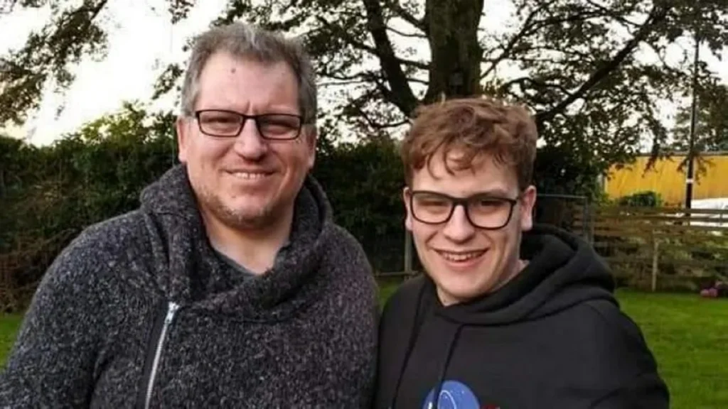 Australian engineer detained in Iraq for years reunited with family in Ireland