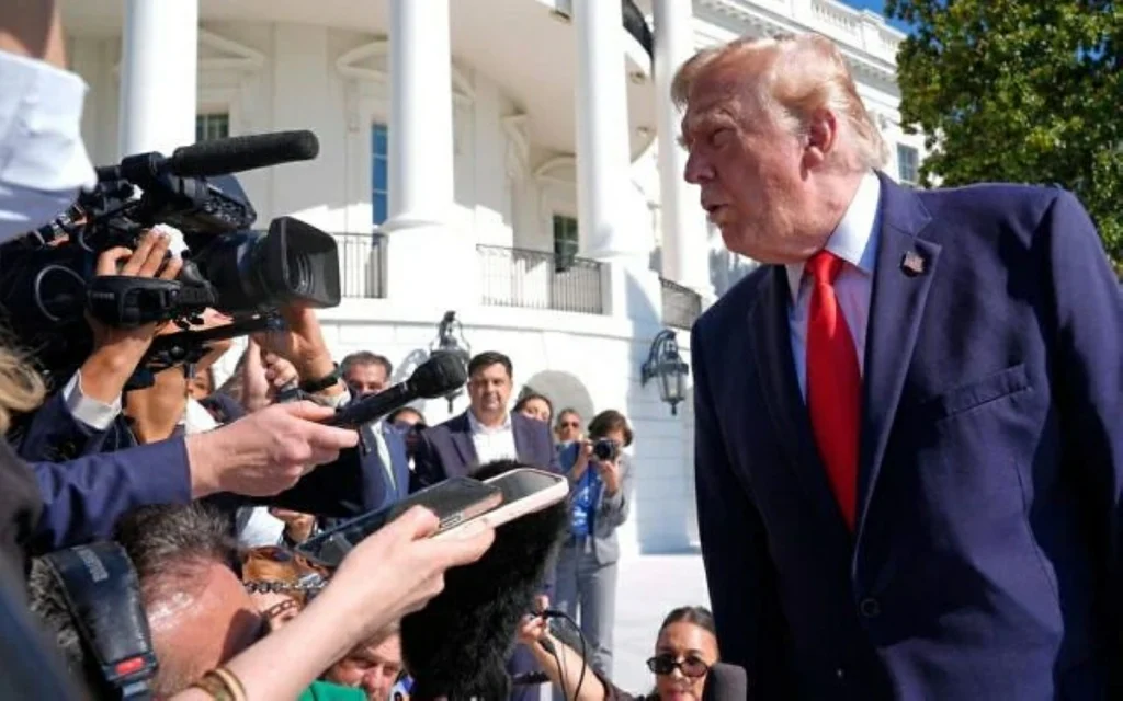 Trump, Netanyahu weigh new Iran strikes before elections, sources say