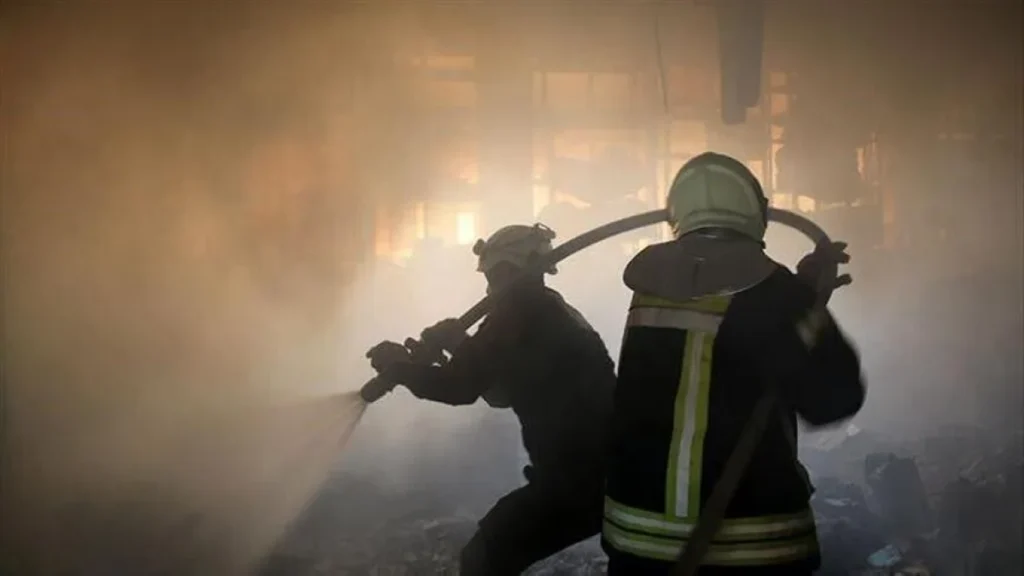 At least 10 killed, nine injured in Bangladesh beach resort fire