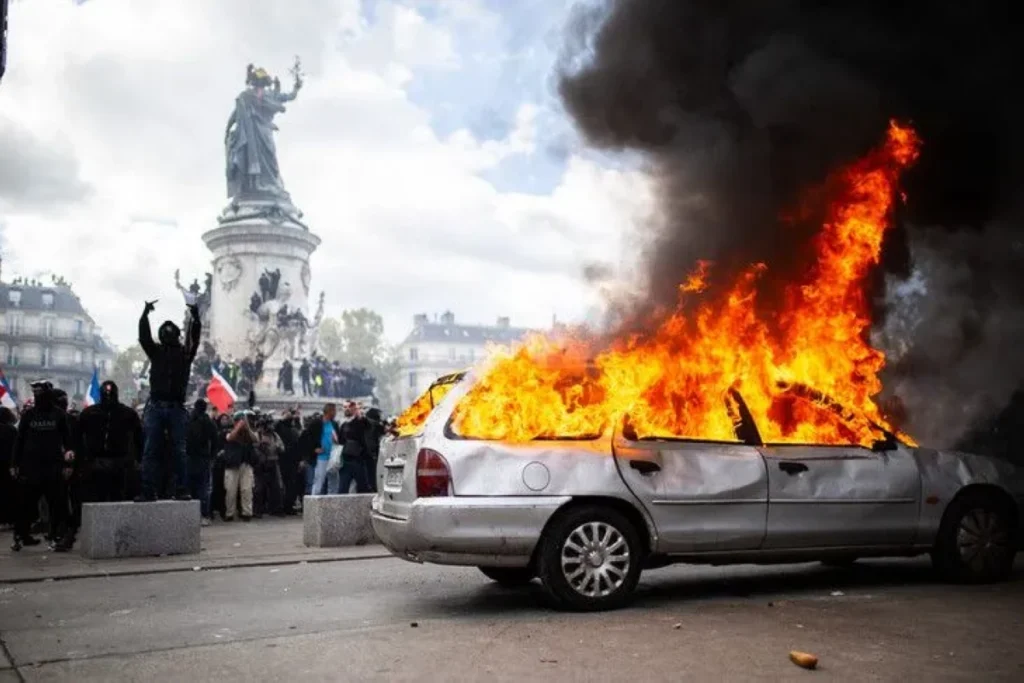 Over 2,000 arrested, 600 emergency personnel injured as protests rock France