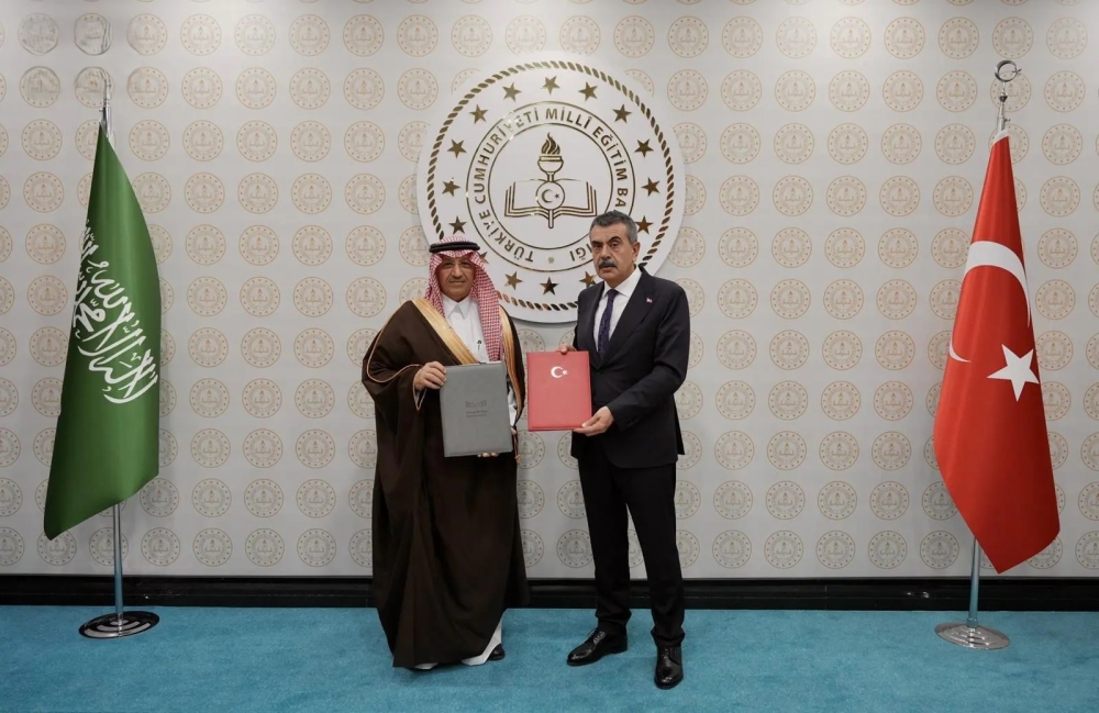 البنيان يبحث تطوير التعاون السعودي التركي في المجالات التعليمية والبحثية