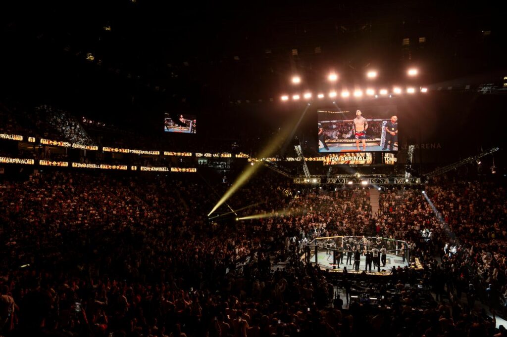 نزالان على اللقب يتصدران بطولة “UFC 333” في أبوظبي
