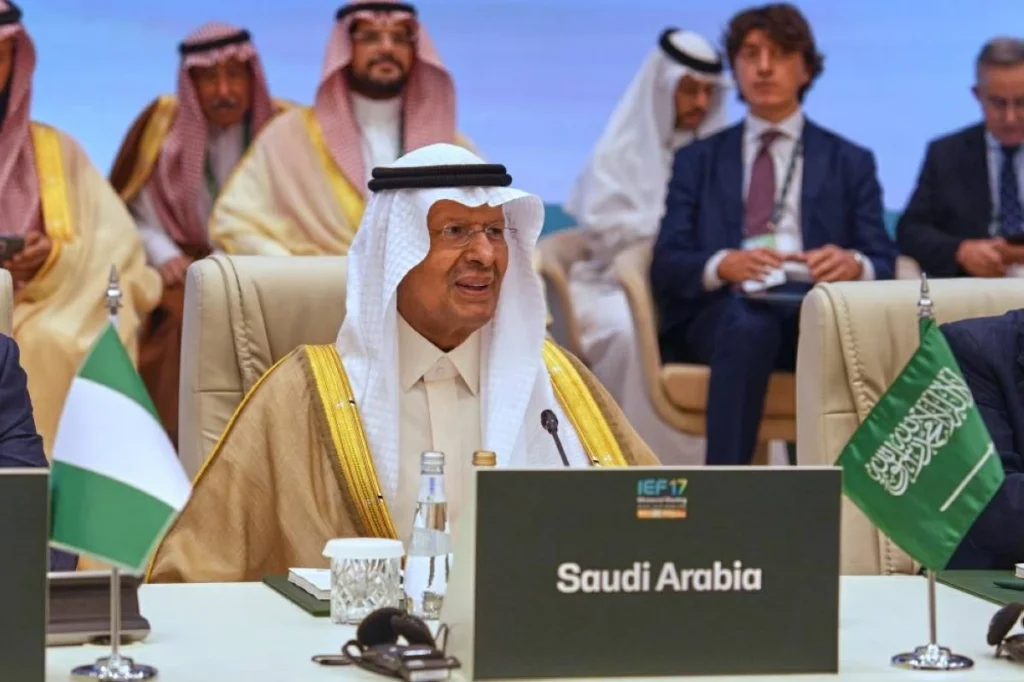 عبدالعزيز بن سلمان: السعودية تواجه اختباراً حقيقياً