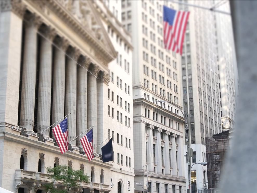Wall Street closes lower, Dow Jones drops 1.23%