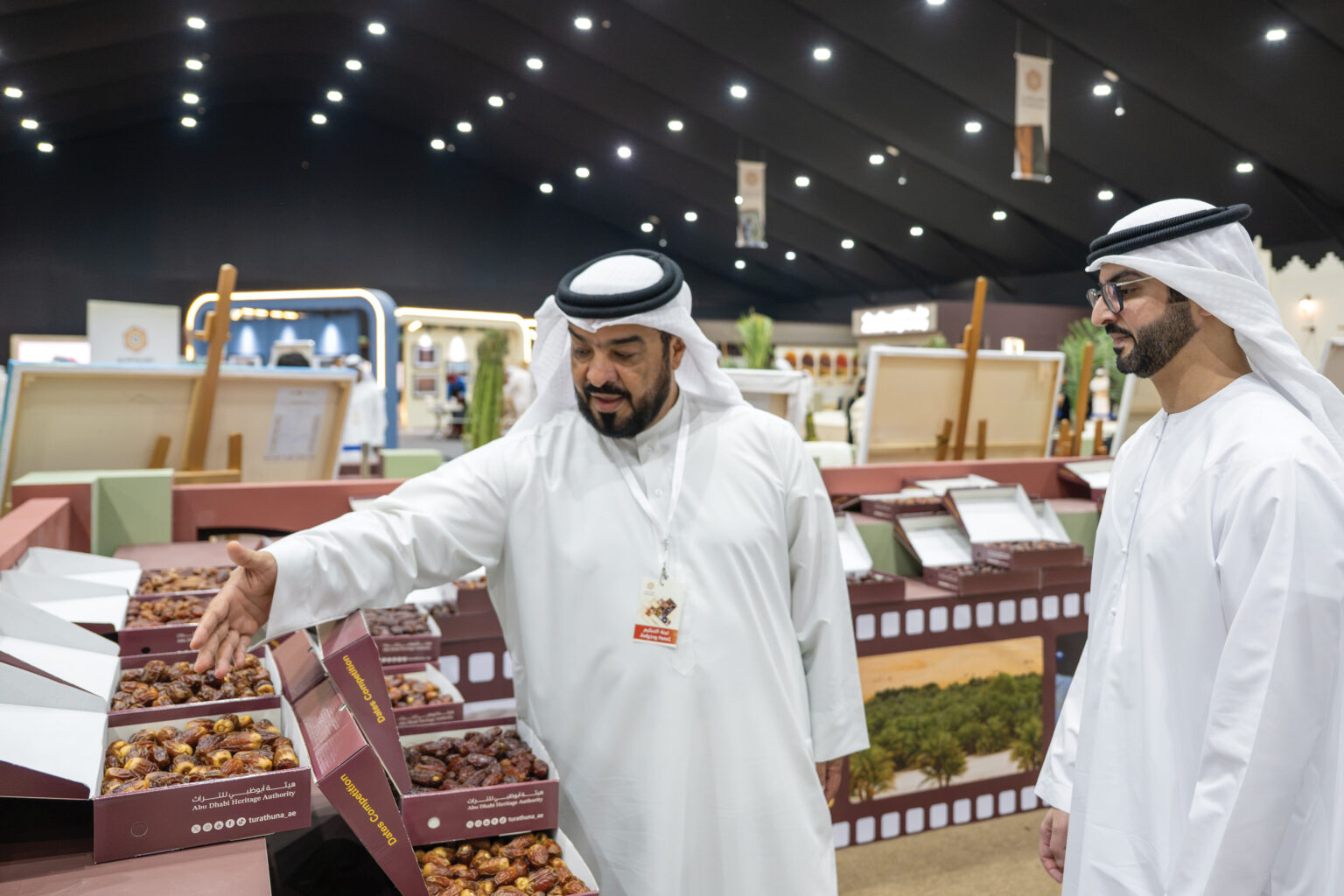 Sultan bin Hamdan bin Zayed visits 5th Al Dhafra Dates Festival