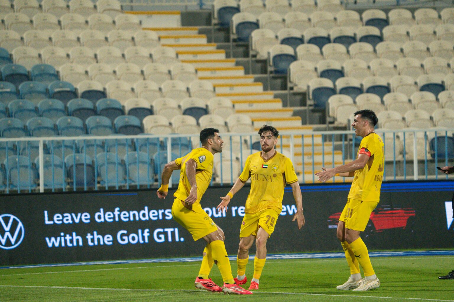 فوز الظفرة والوصل ضمن الجولة السادسة لدوري أدنوك للمحترفين