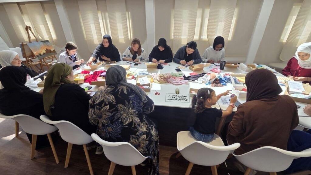 مبادرة "ريشة وفنان" تثري المشهد الثقافي بالعين بـ 7 ورش إبداعية