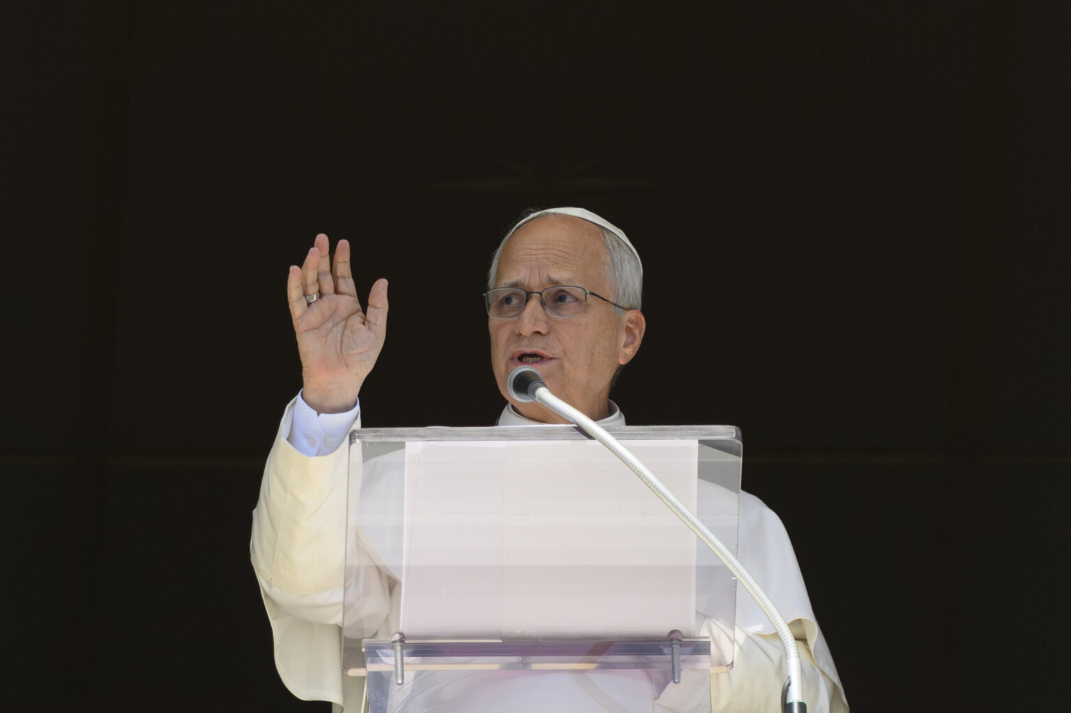 Pope Leo XIV undergoes successful surgery to remove lung lobe