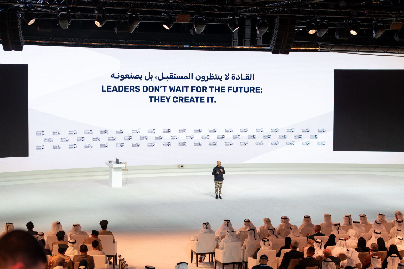 Mohammed bin Rashid Leadership Forum hosts Robin Sharma for 2 sessions on leadership, future readiness, managing transformations
